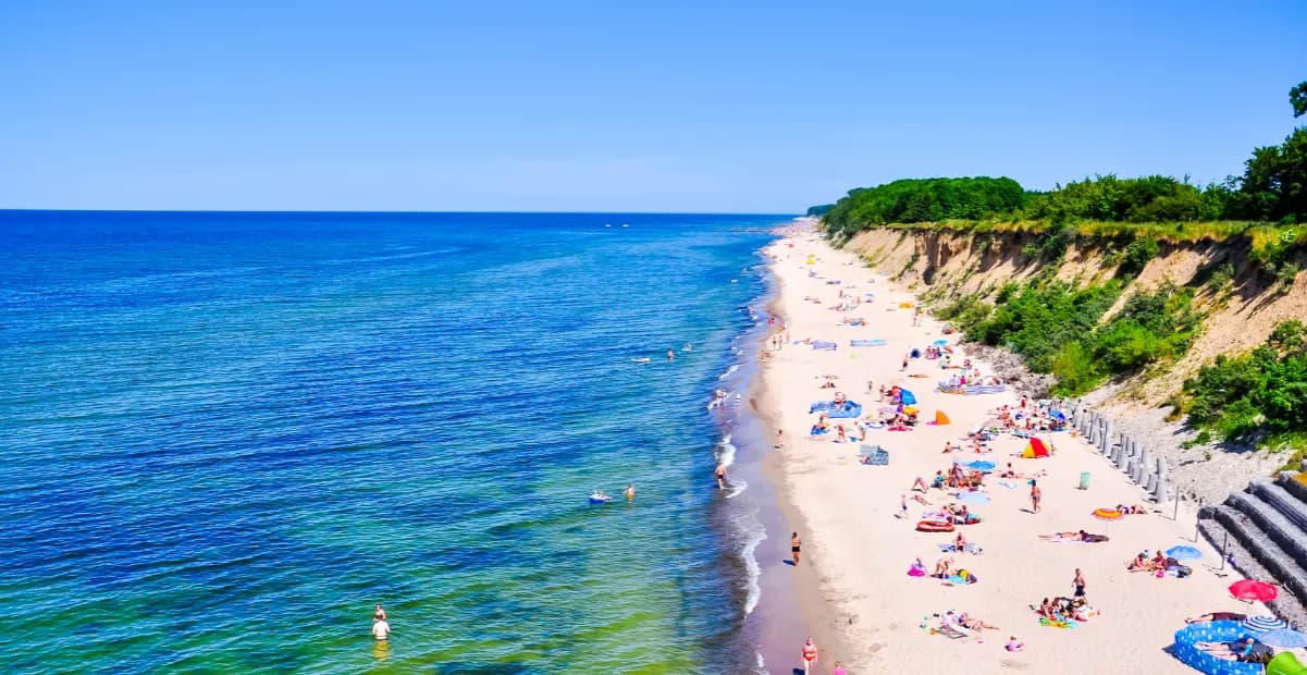 Gdzie nad Bałtyk? Przewodnik: rodziny, spokój, rozrywka, budżet!